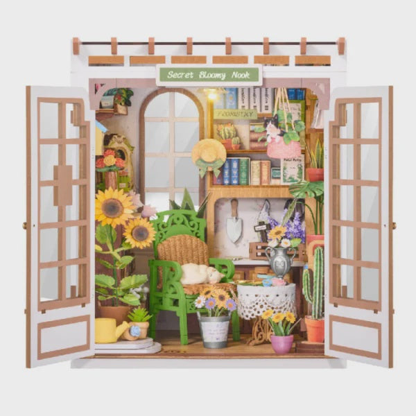 ROLIFE BOOK NOOK SECRET BLOOMY NOOK