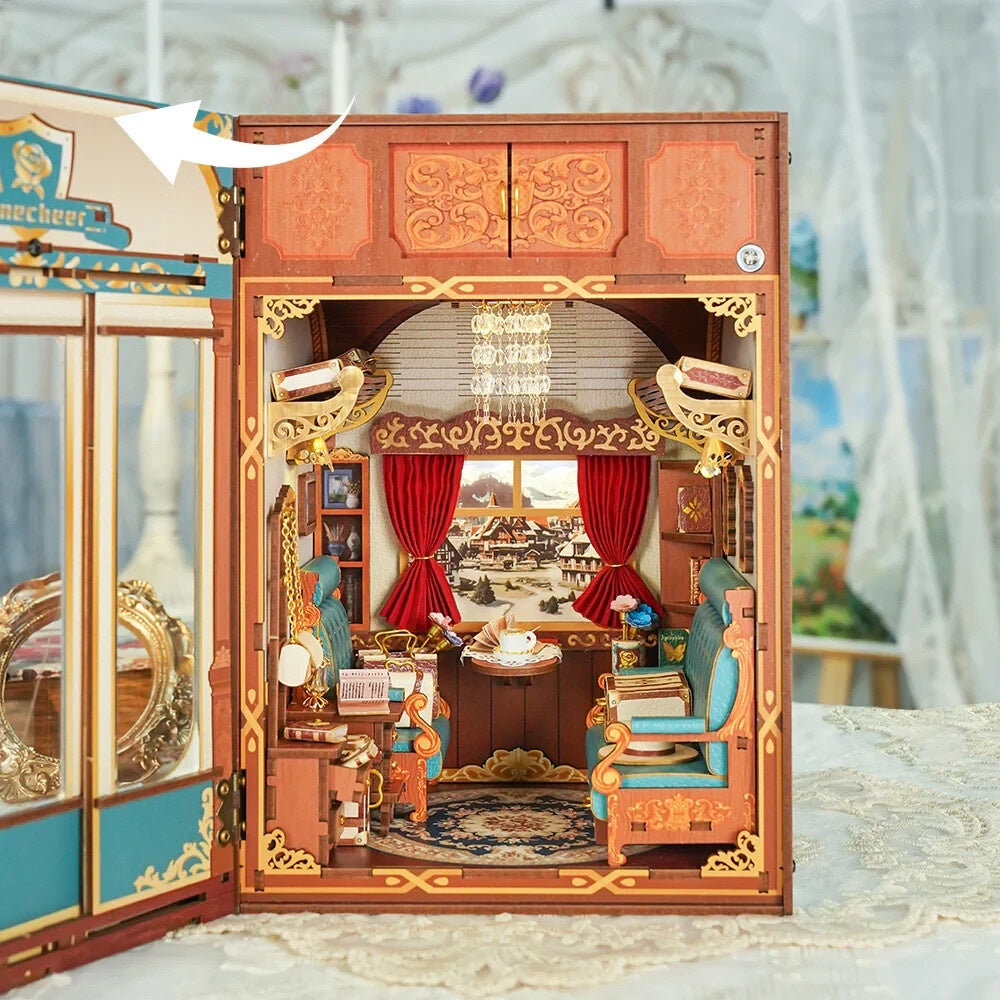 TONECHEER BOOK NOOK EUROPEAN TRAVELS INFINITY TRAIN CABIN