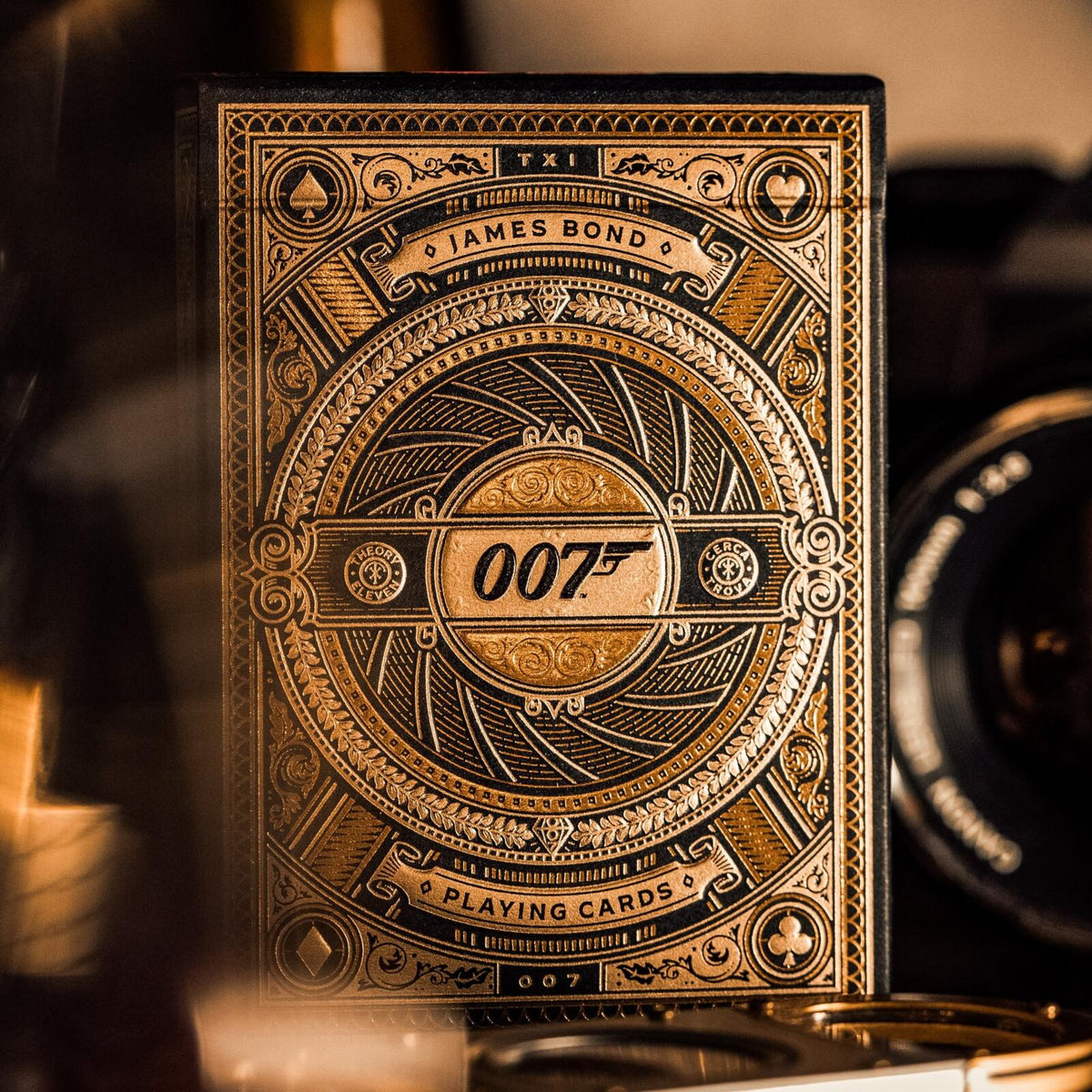 THEORY 11 | DELUXE JAMES BOND
