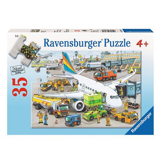 RB (4+) 35 PC | BUSY AIRPORT