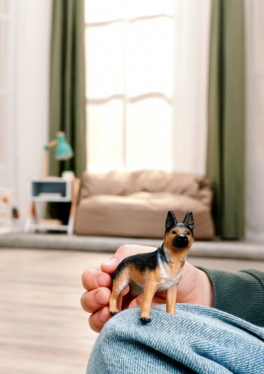 SCHLEICH GERMAN SHEPHERD FEMALE