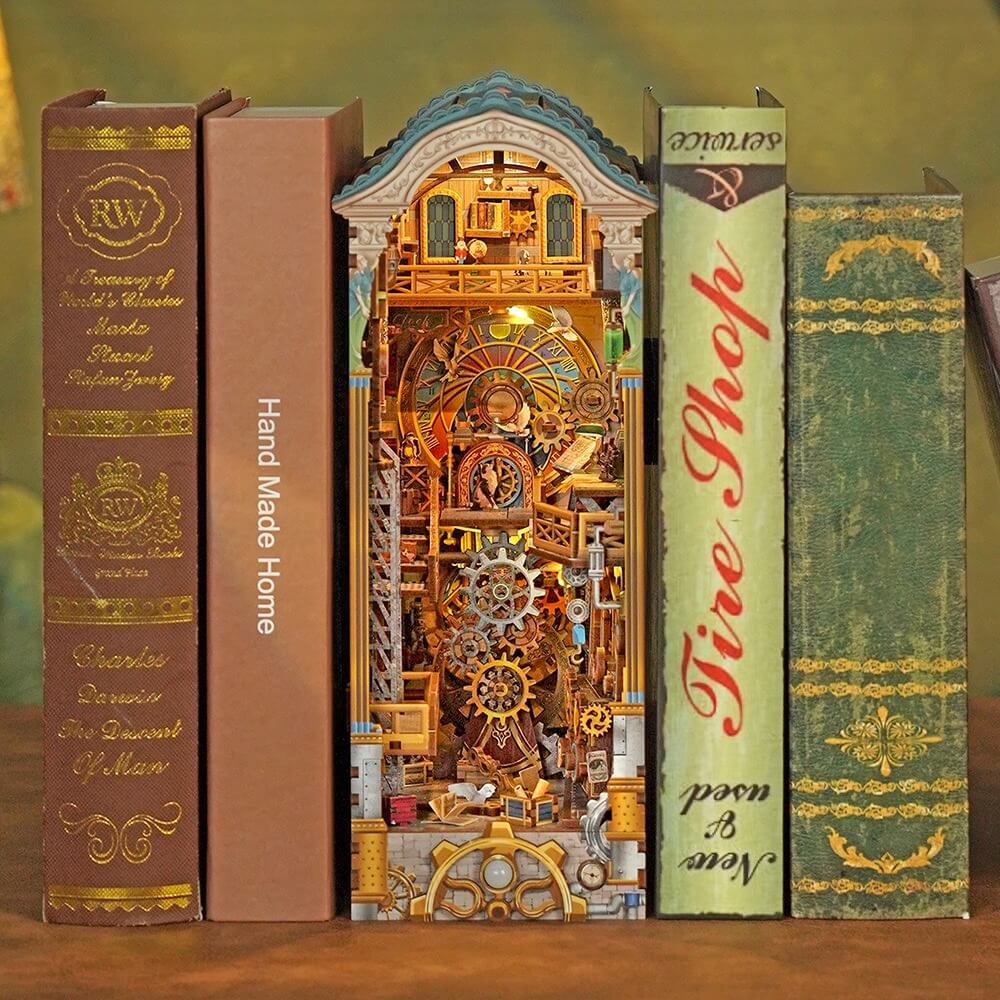 TONECHEER | BOOK NOOK - CLOCK TOWER