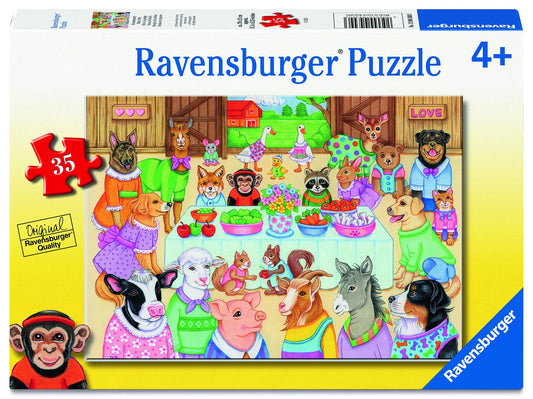 RB (3+) 35 PC BARN PARTY