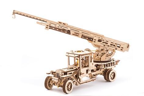 UGEARS: FIRE TRUCK WITH LADDER